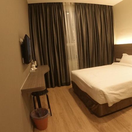 U Design Hotel Kuala Lipis Extérieur photo